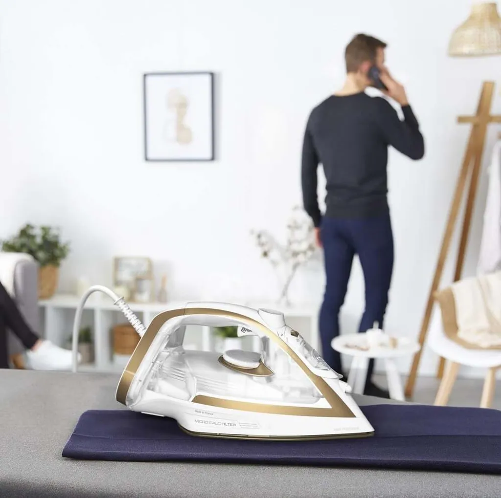 Tefal Dampfbügeleisen Puregliss FV8042 Micro-Calc-Filter Abschaltautomatik 2900W – Bild 5