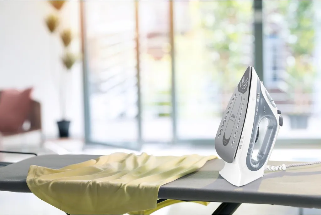 Braun SI 3054 Dampfbügeleisen Keramik-Bügelsohle 2400 W Grau – Bild 3